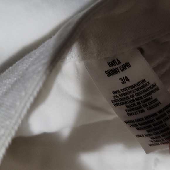 Girls White Aeropostale jeans Capri Style size 3/4 Gently Loved very clean - Picture 8 of 13